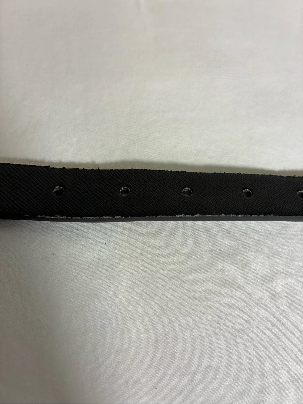 Juicy Couture Womens belt Sz L Black Textured faux leather with Gold Buckle